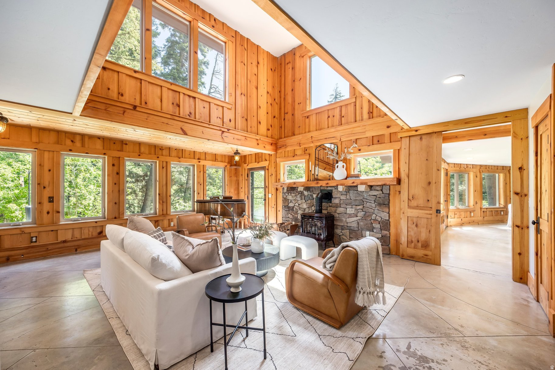 THE GROVES - Residential