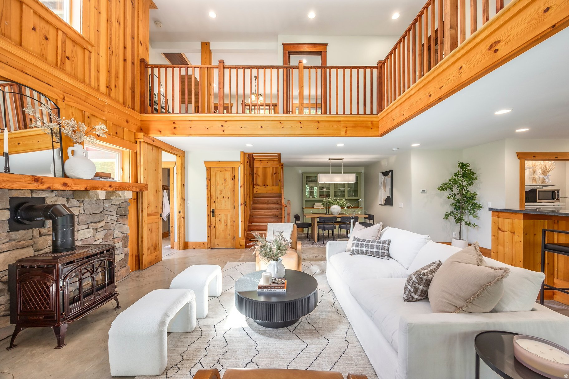 THE GROVES - Residential