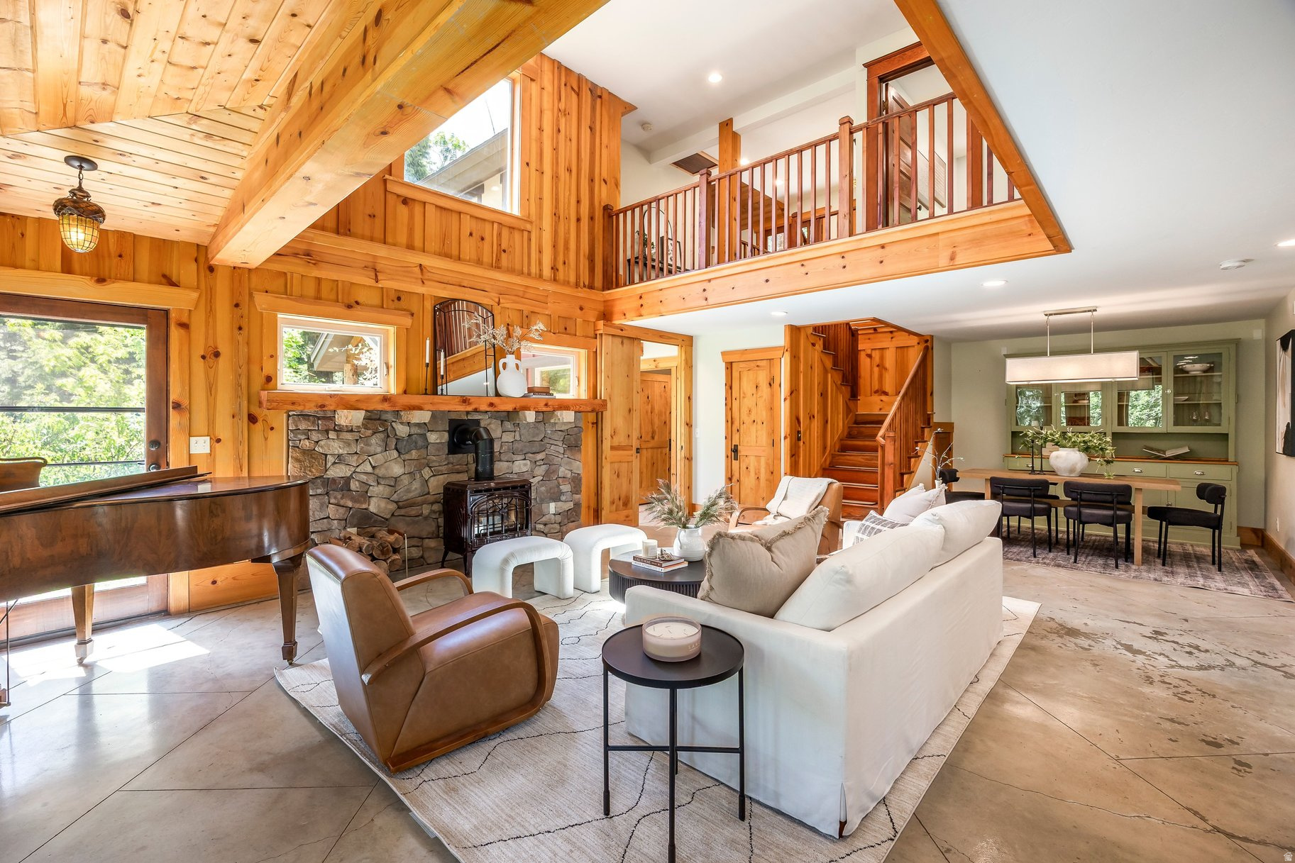 THE GROVES - Residential