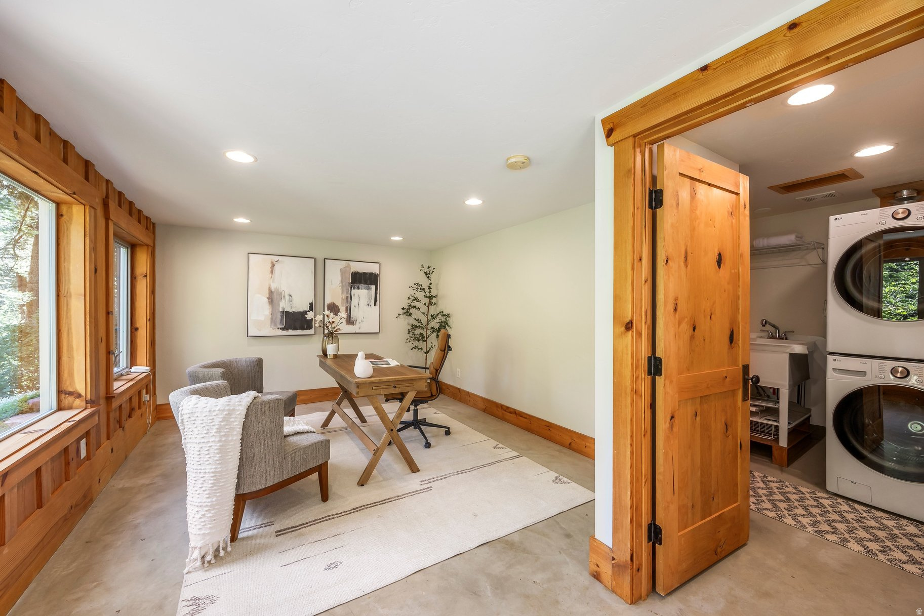 THE GROVES - Residential