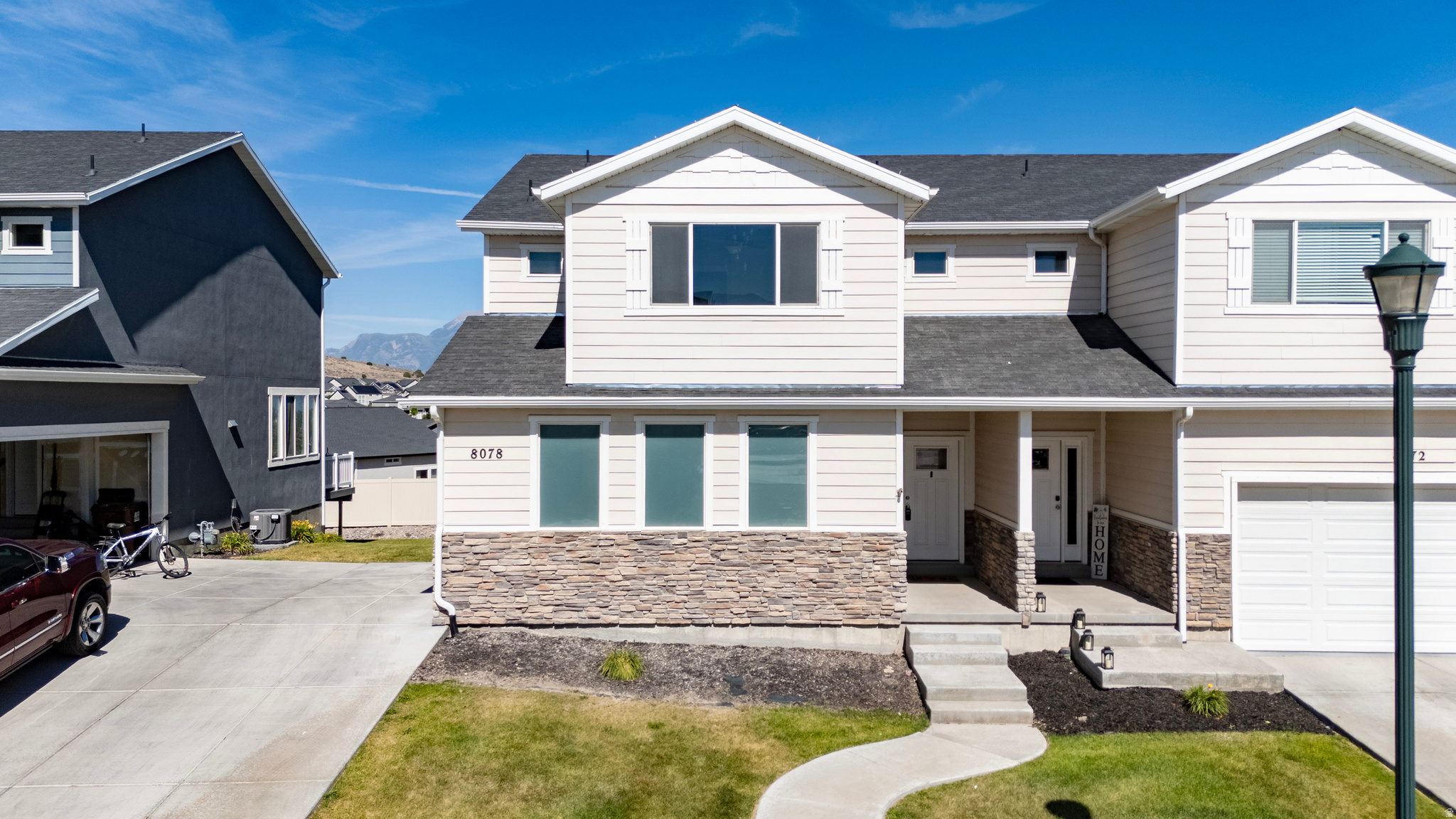 PONY EXPRESS TOWNE - Residential