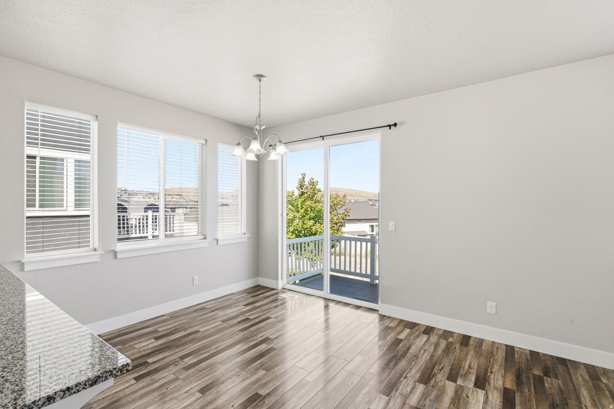 PONY EXPRESS TOWNE - Residential