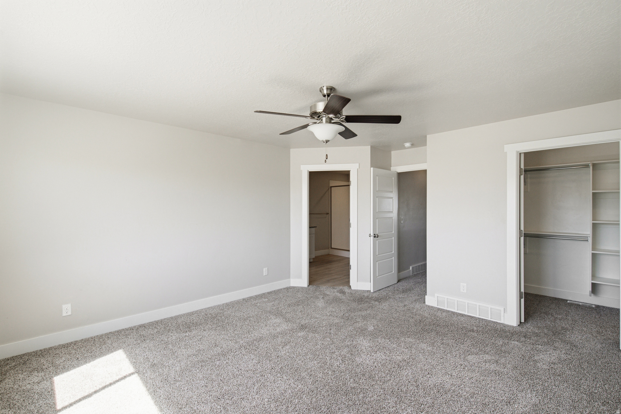 PONY EXPRESS TOWNE - Residential