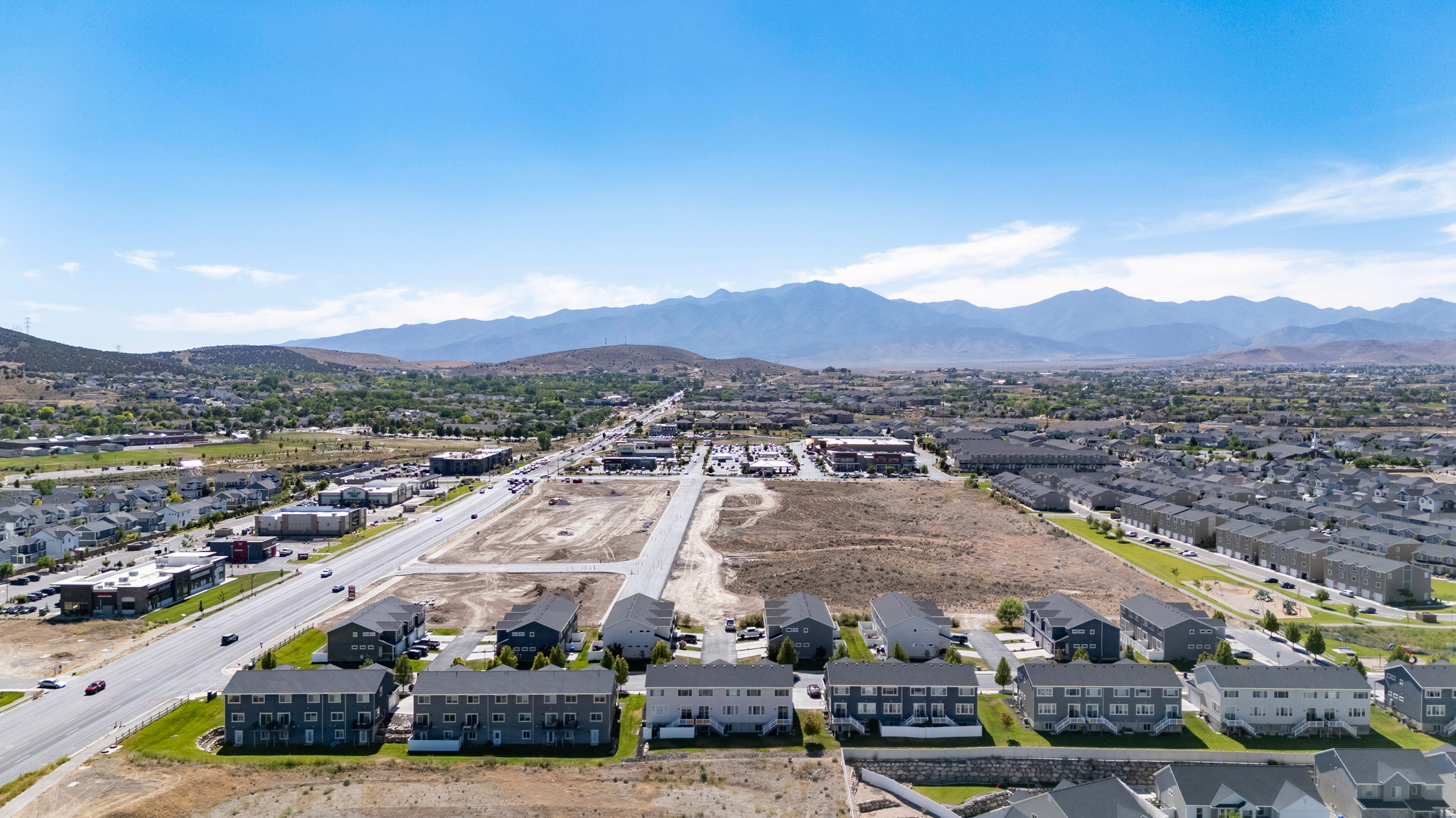 PONY EXPRESS TOWNE - Residential