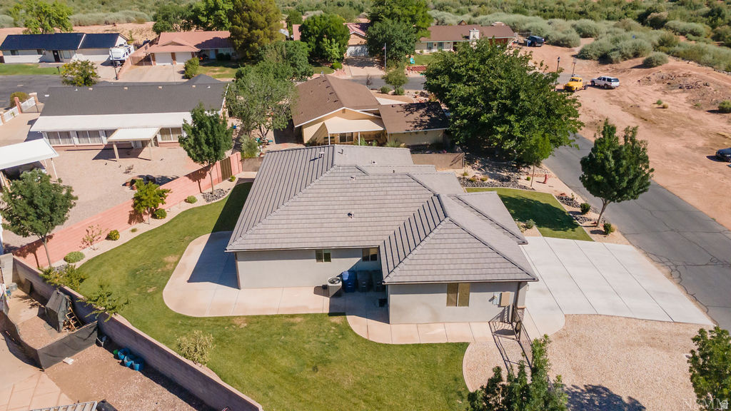 BLOOMINGTON HILLS - Residential