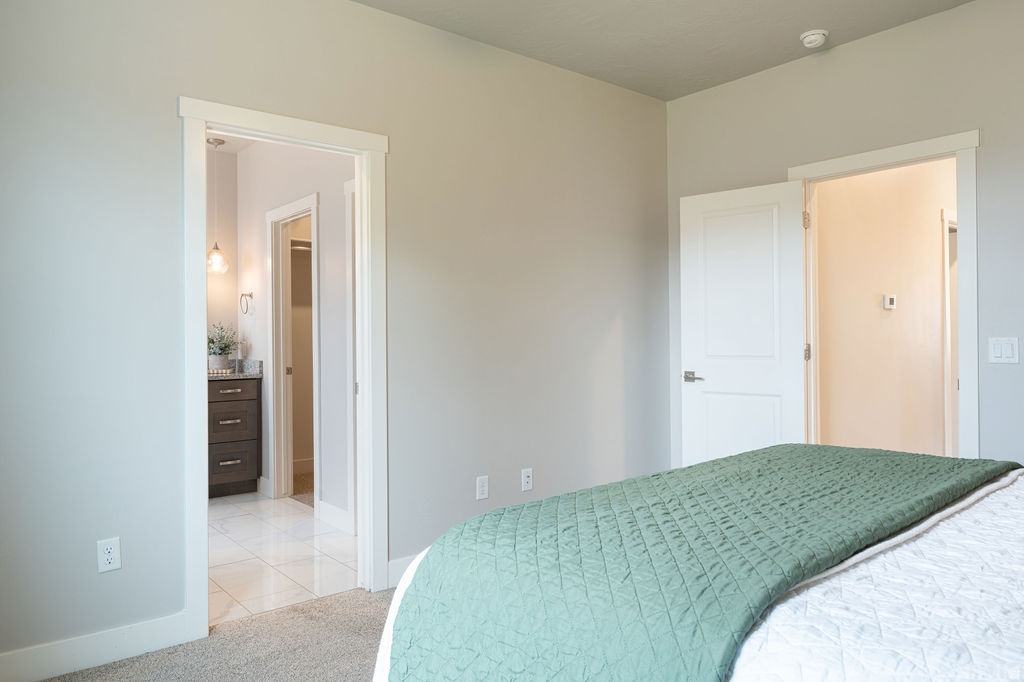 BLOOMINGTON HILLS - Residential