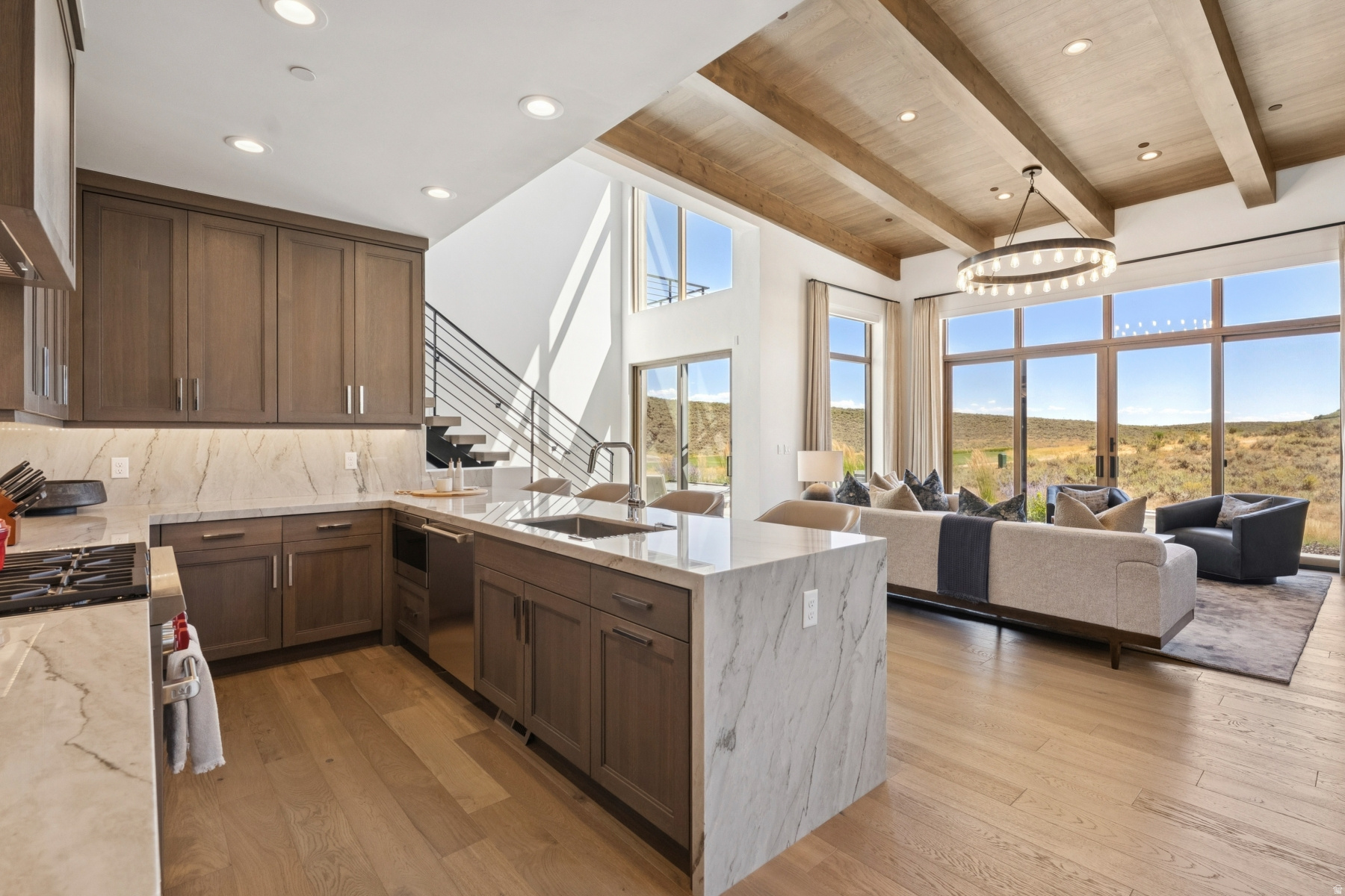 CLUBHOUSE VILLAS - Residential