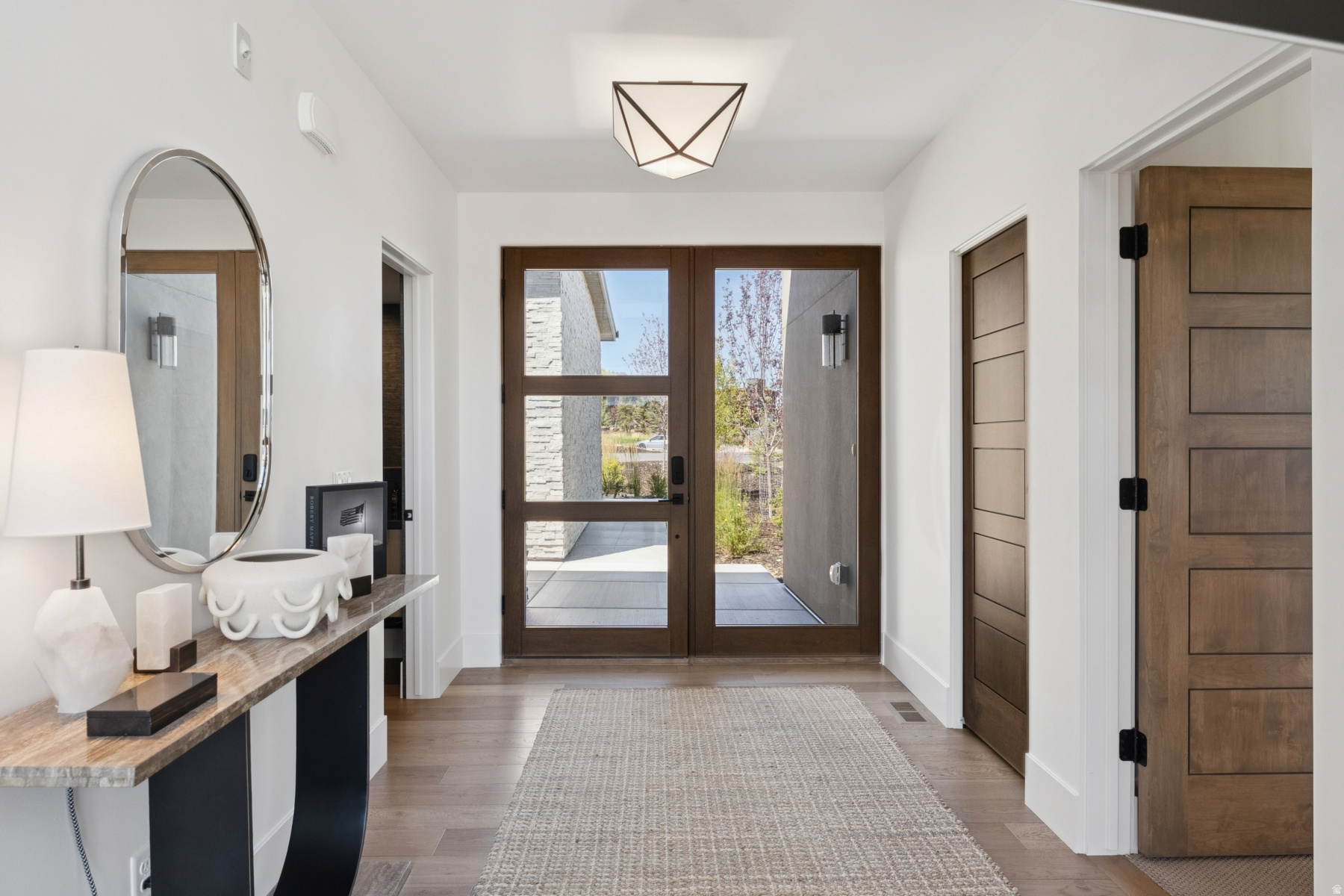 CLUBHOUSE VILLAS - Residential