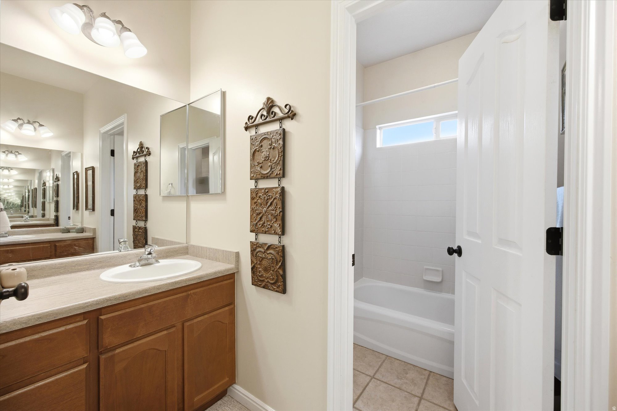 HIGHLAND - Residential