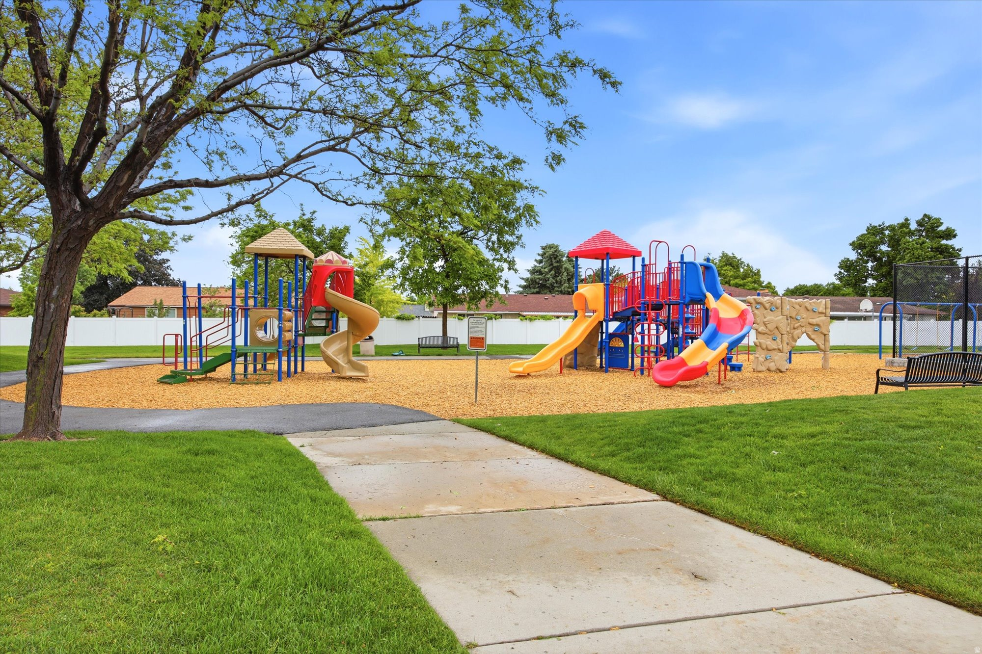 HIGHLAND - Residential