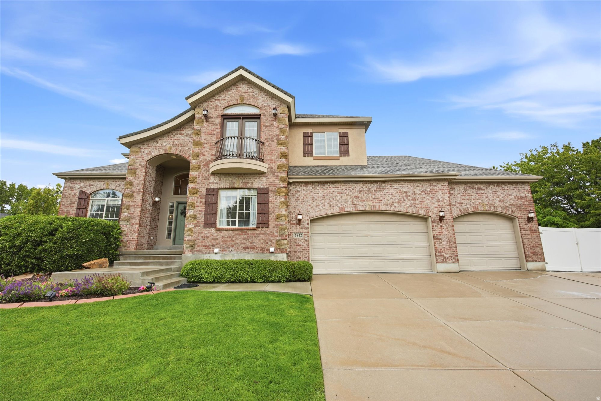 HIGHLAND - Residential