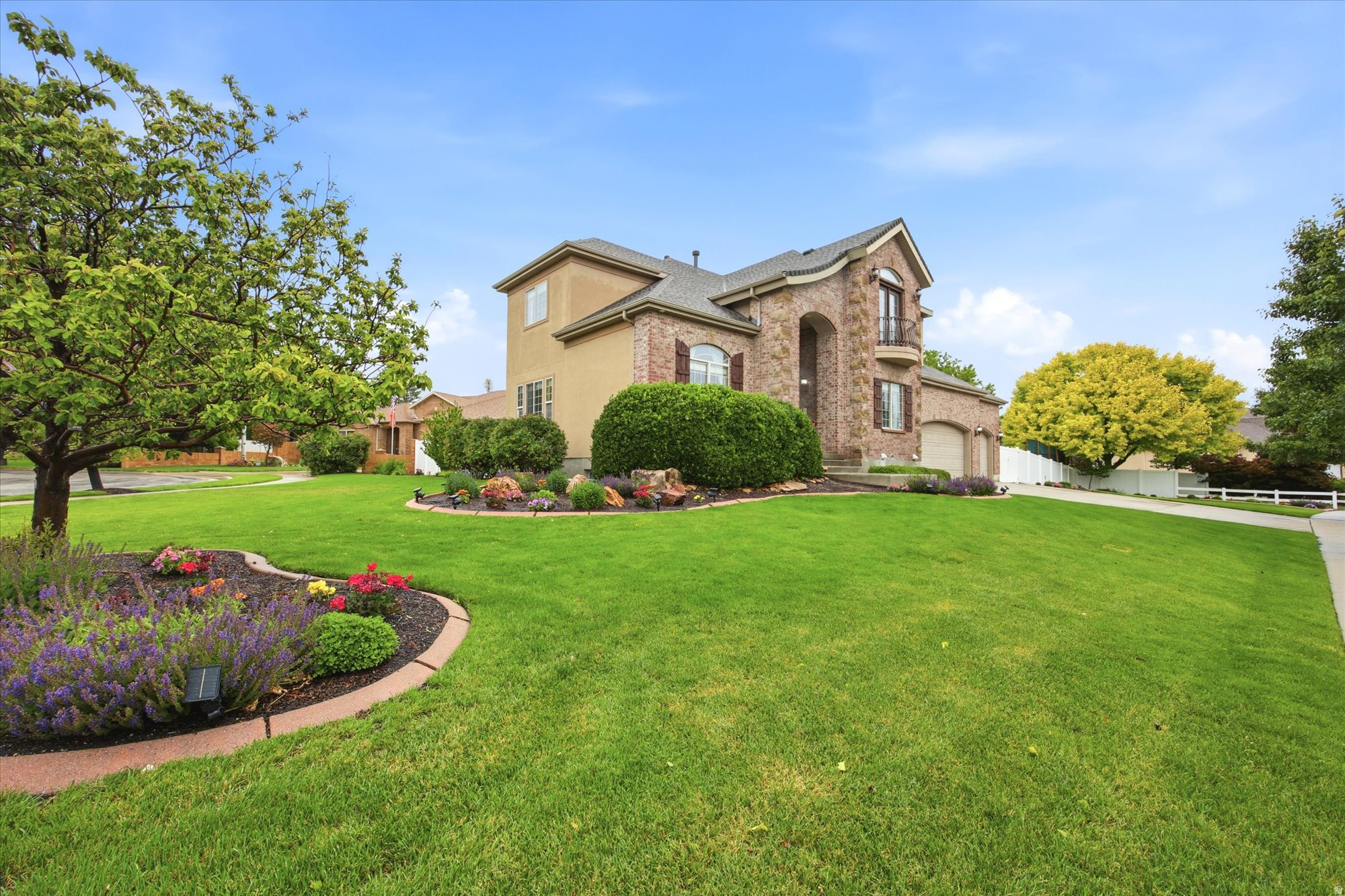 HIGHLAND - Residential