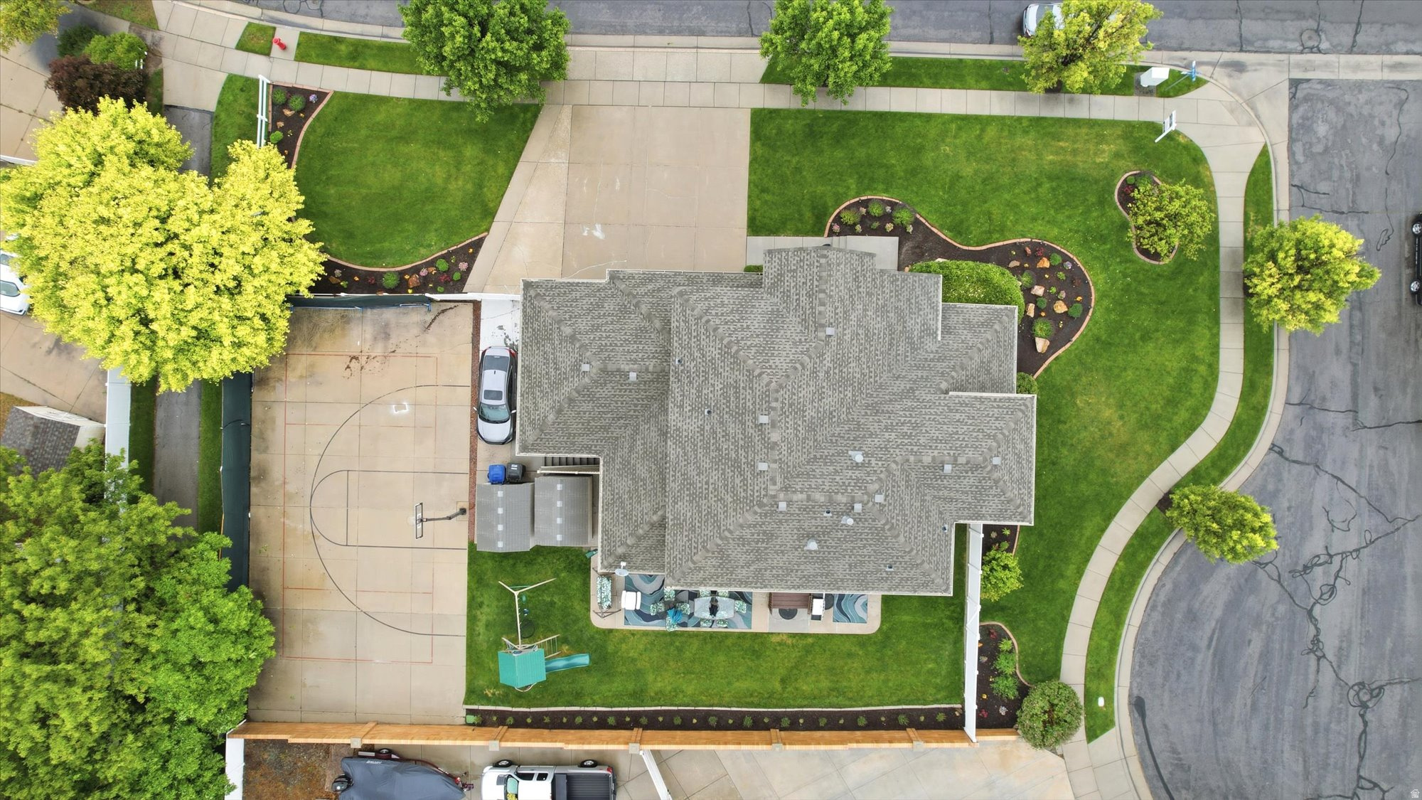 HIGHLAND - Residential
