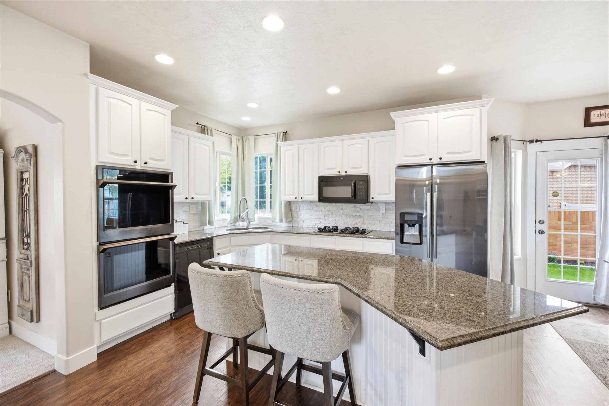 HIGHLAND - Residential