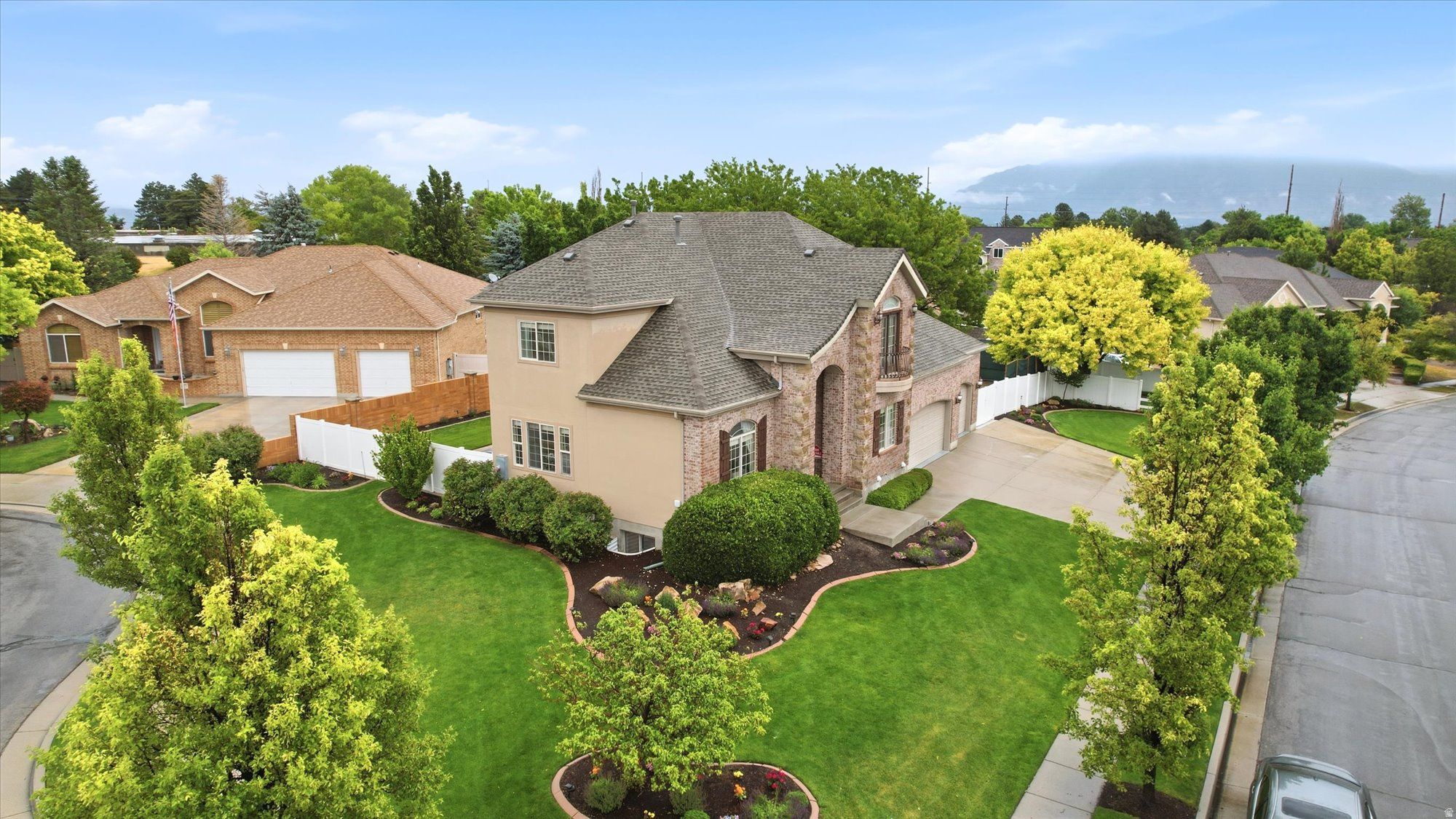 HIGHLAND - Residential