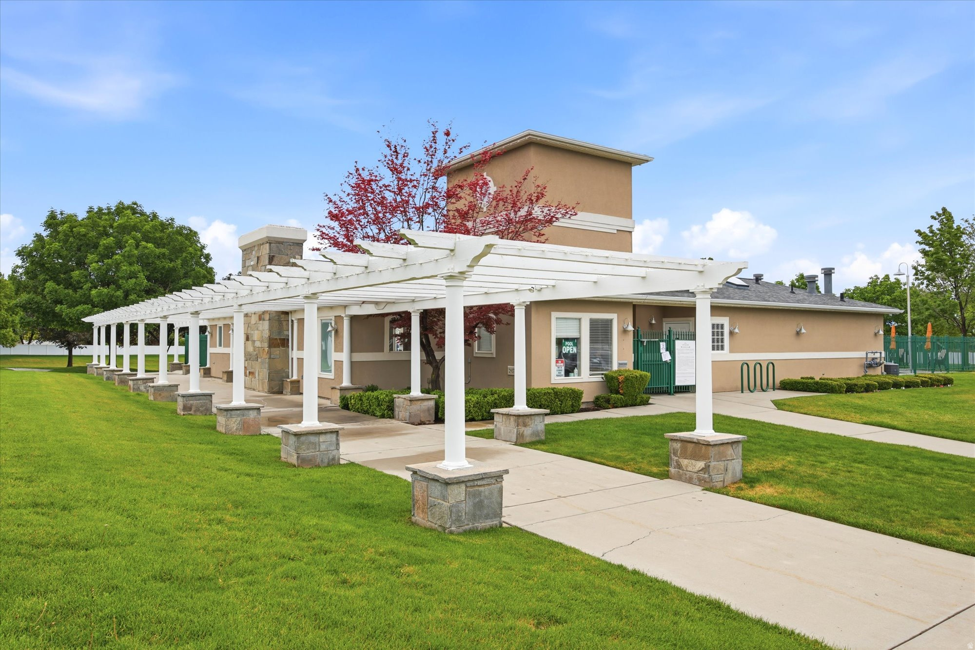 HIGHLAND - Residential