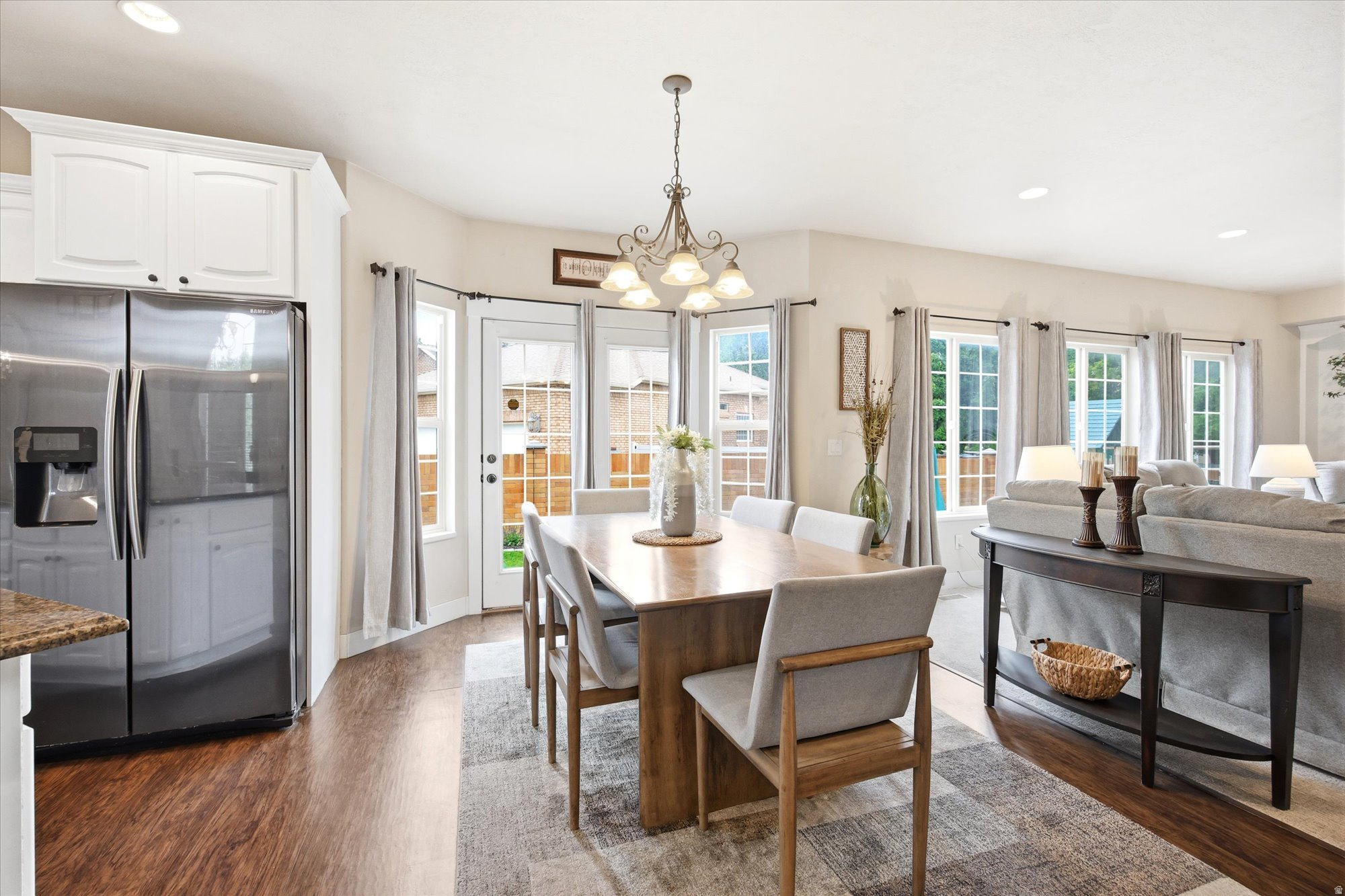 HIGHLAND - Residential