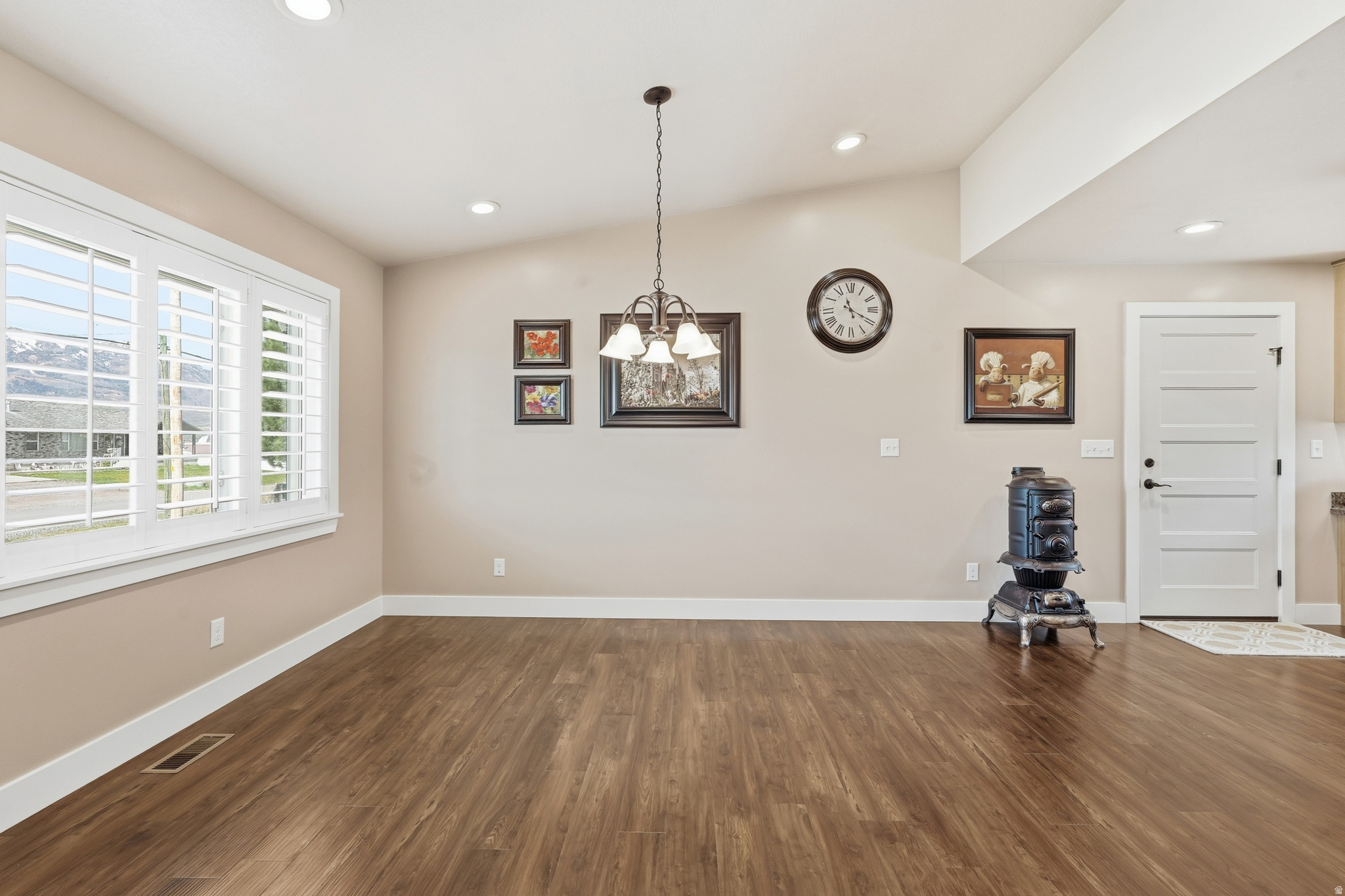 SPRING HOLLOW - Residential