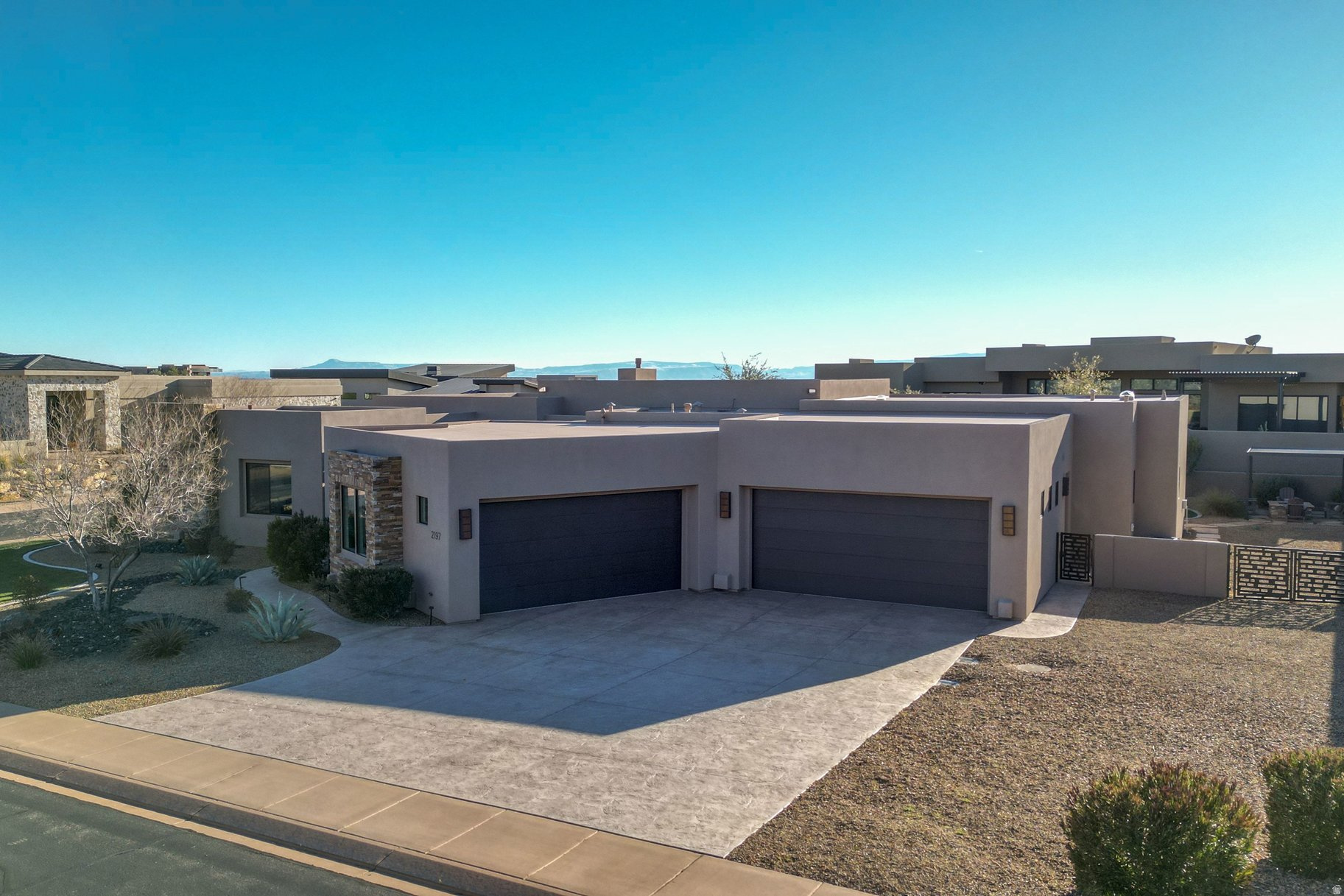 LEDGES OF ST GEORGE PH 10 - Residential