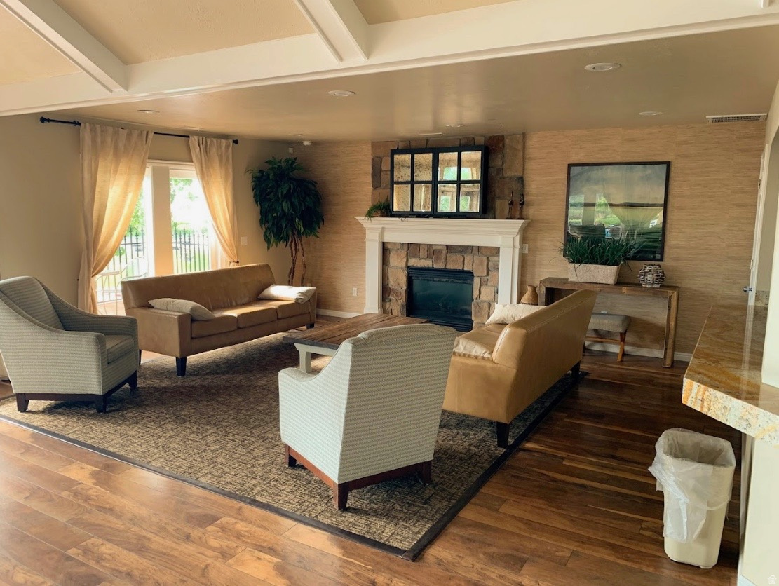 WILTSHIRE ESTATES - Residential