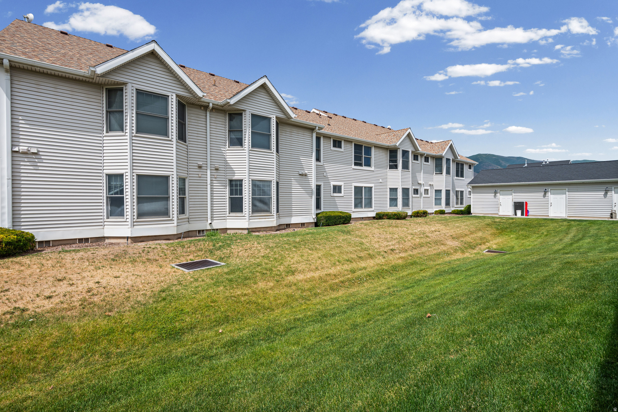 FIVE STAR - Residential