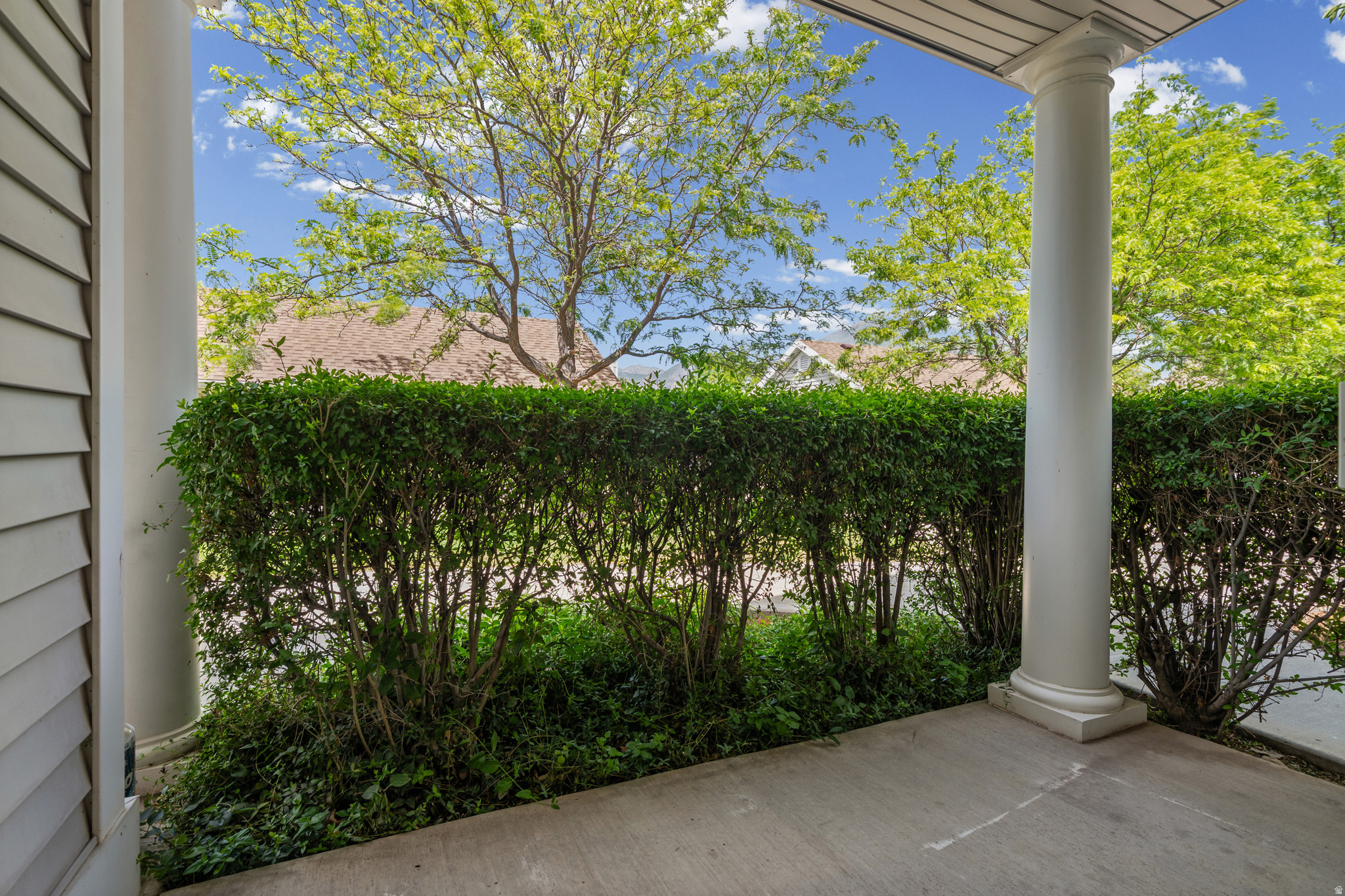 FIVE STAR - Residential