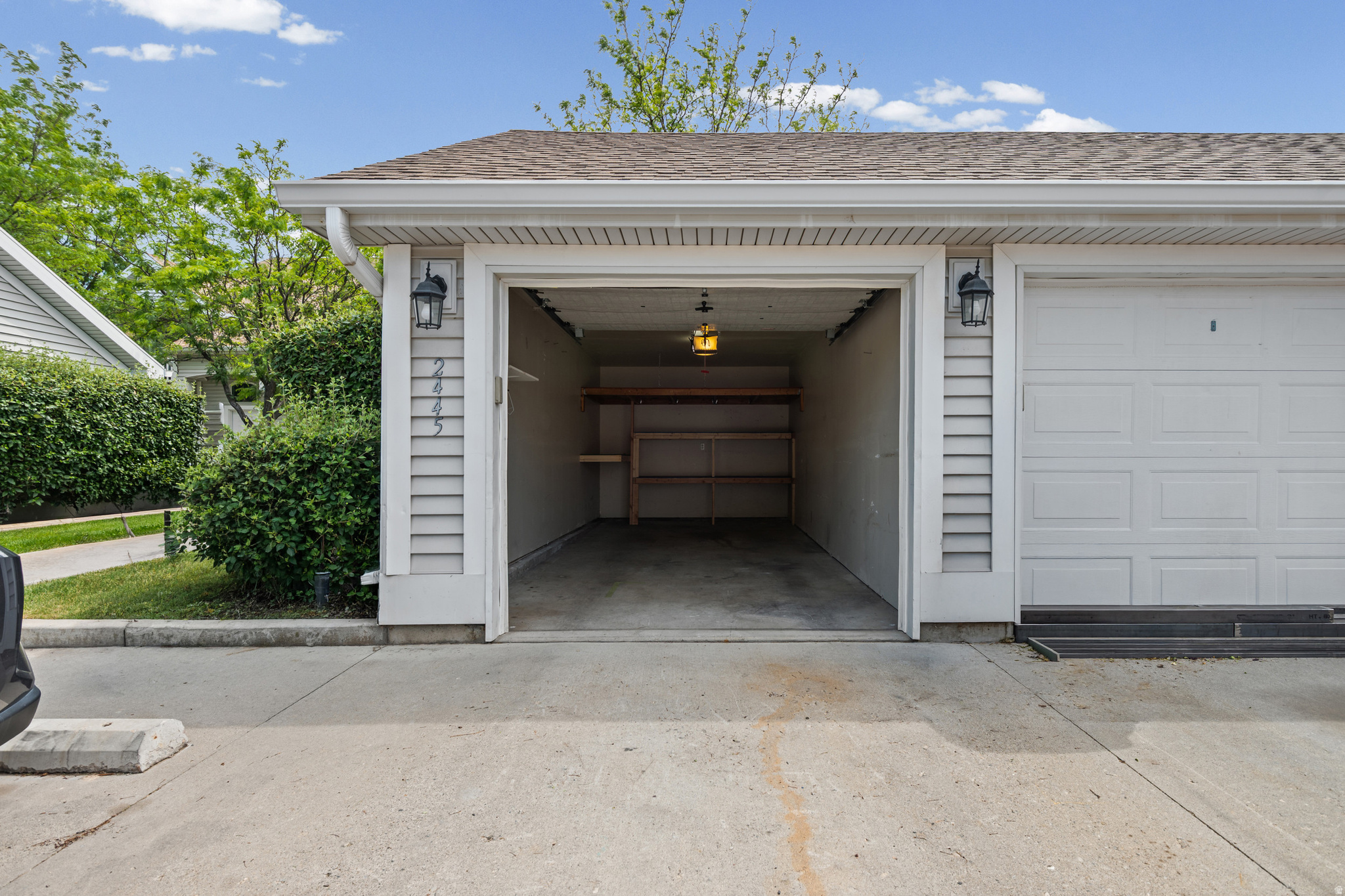 FIVE STAR - Residential