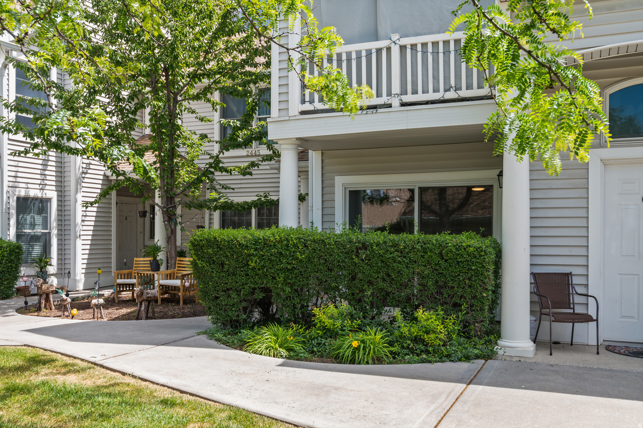 FIVE STAR - Residential
