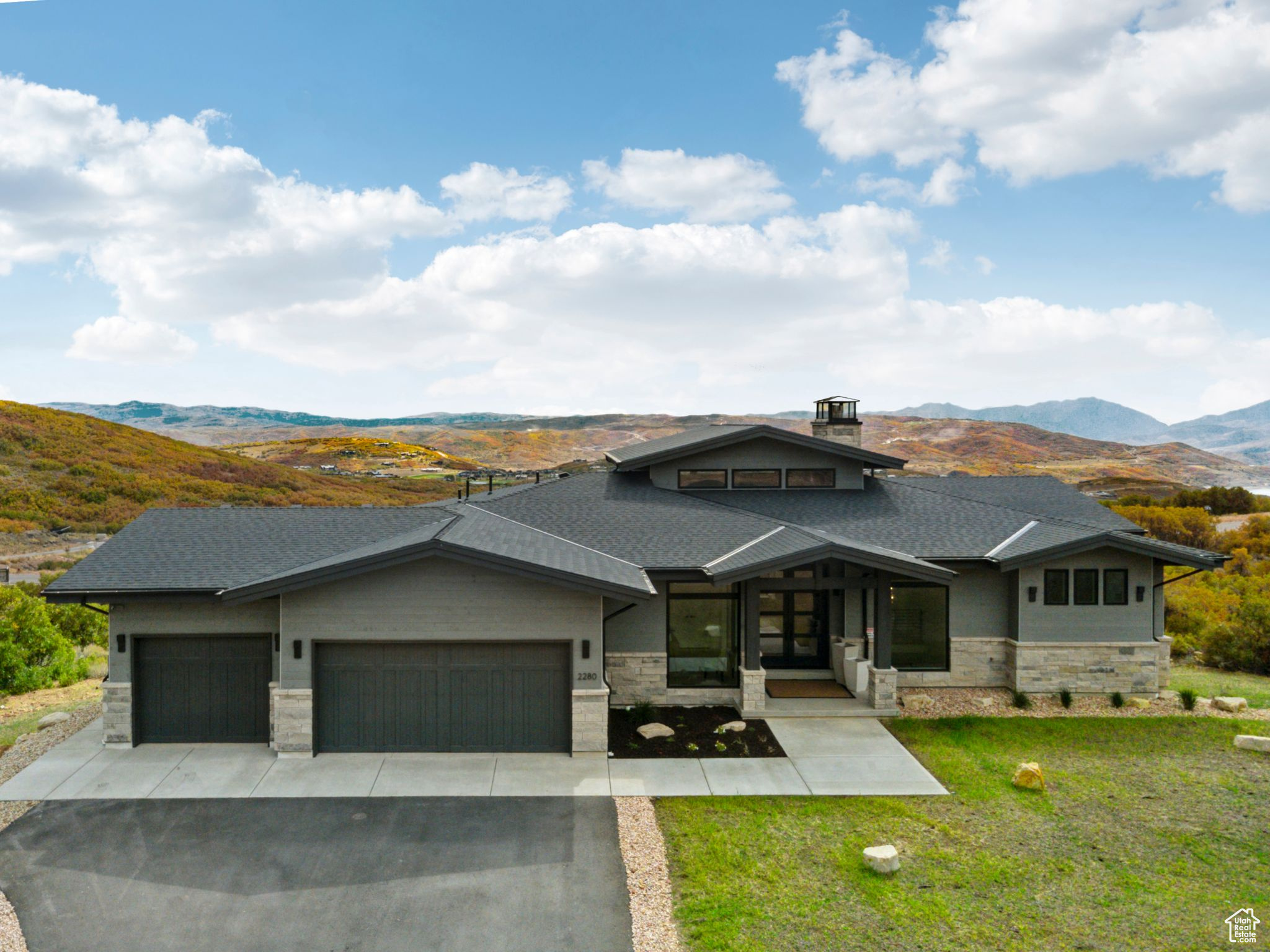 GOLDEN EAGLE - Residential