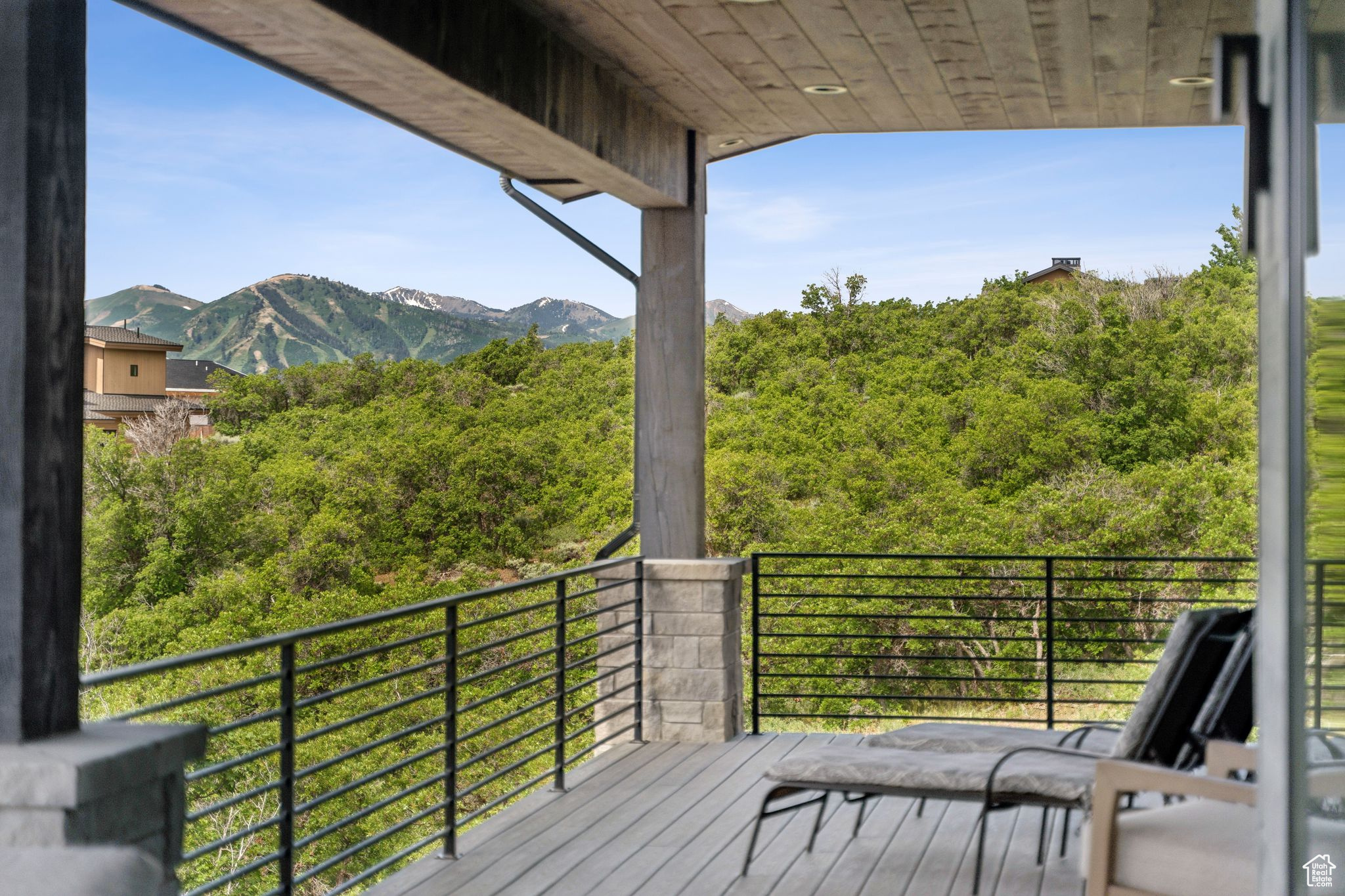 GOLDEN EAGLE - Residential