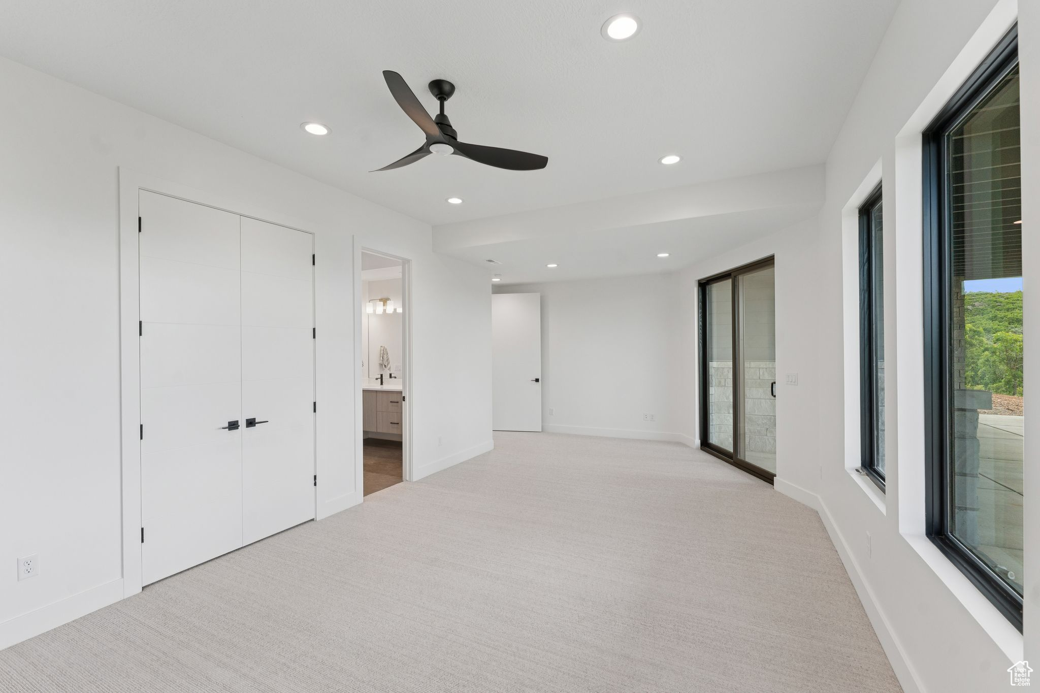 GOLDEN EAGLE - Residential