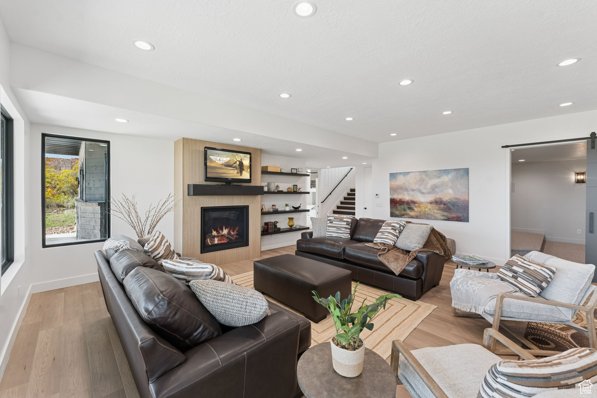 GOLDEN EAGLE - Residential