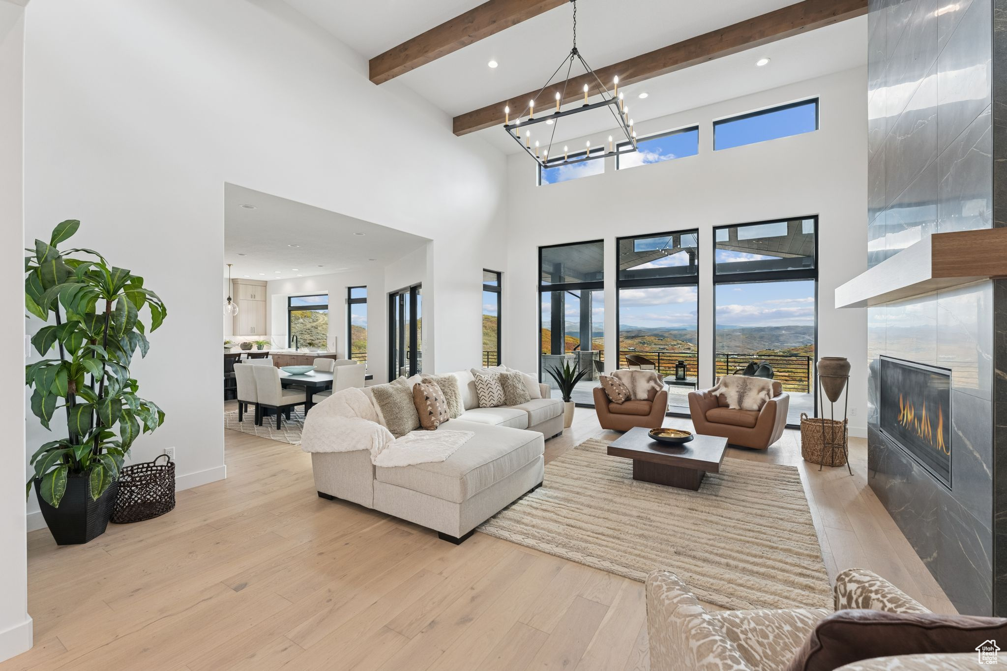GOLDEN EAGLE - Residential