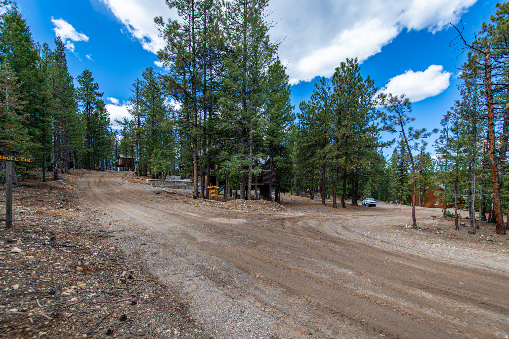 SWAINS CREEK - Land