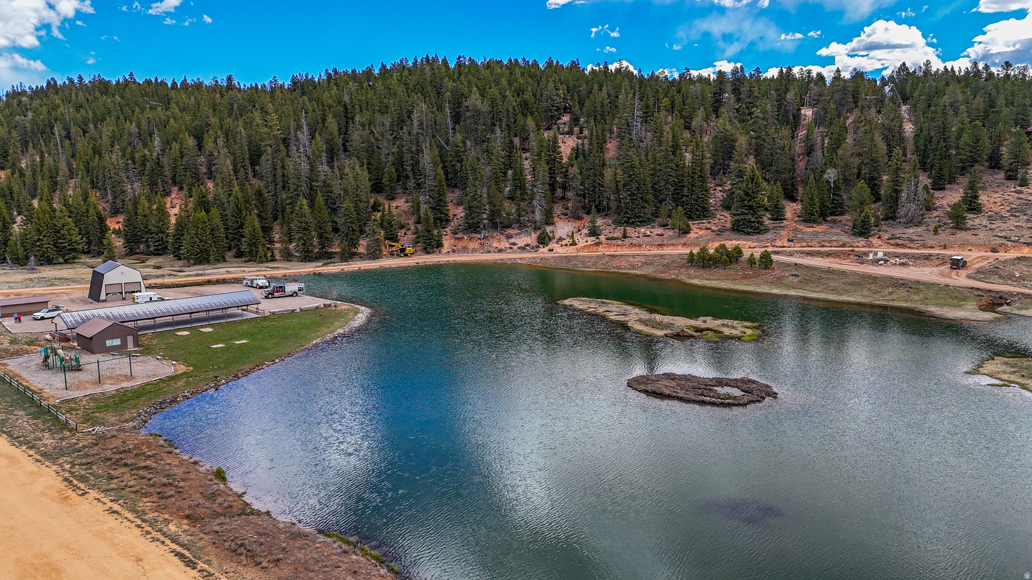 SWAINS CREEK - Land