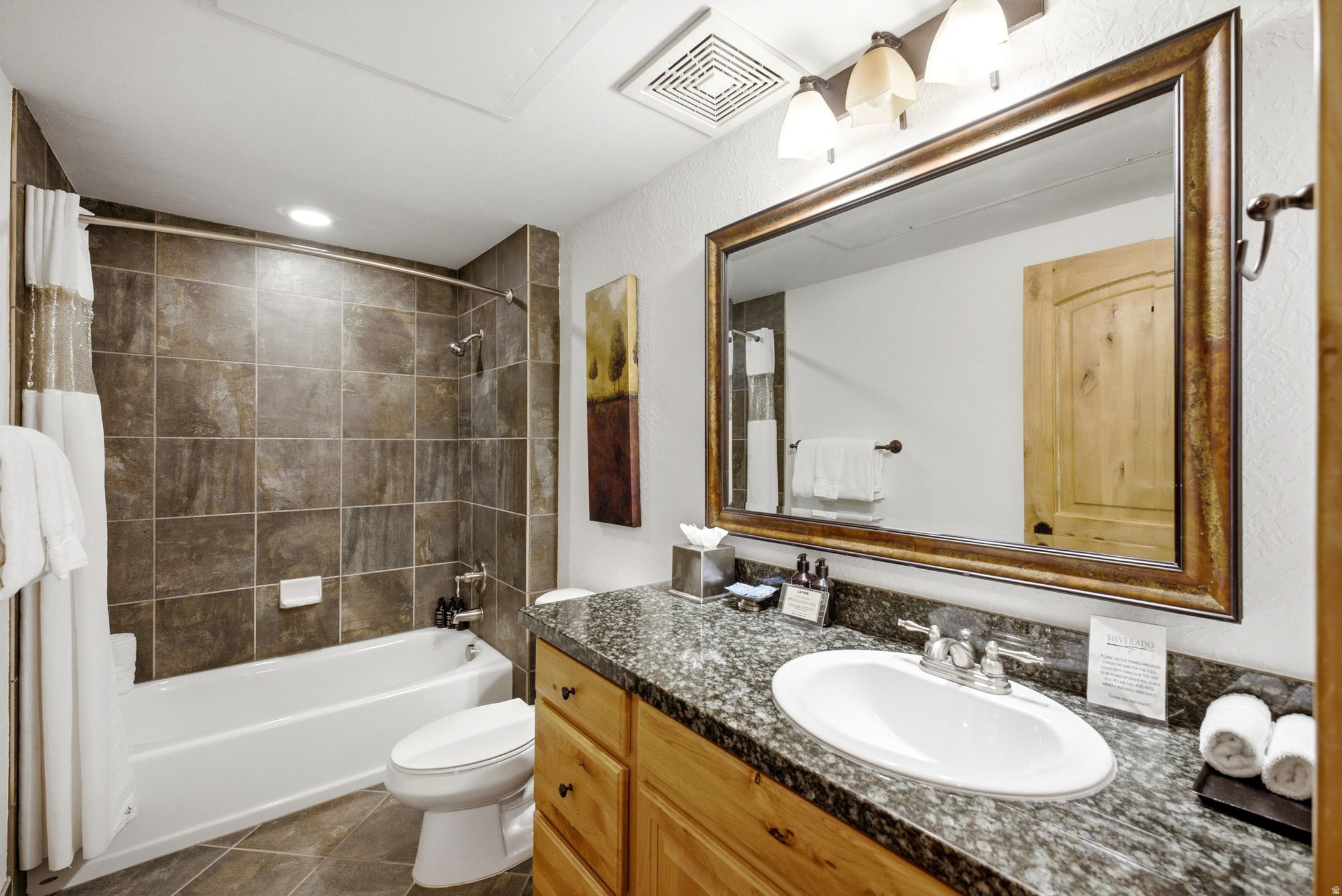 SILVERADO LODGE CONDOMINIUM - Residential