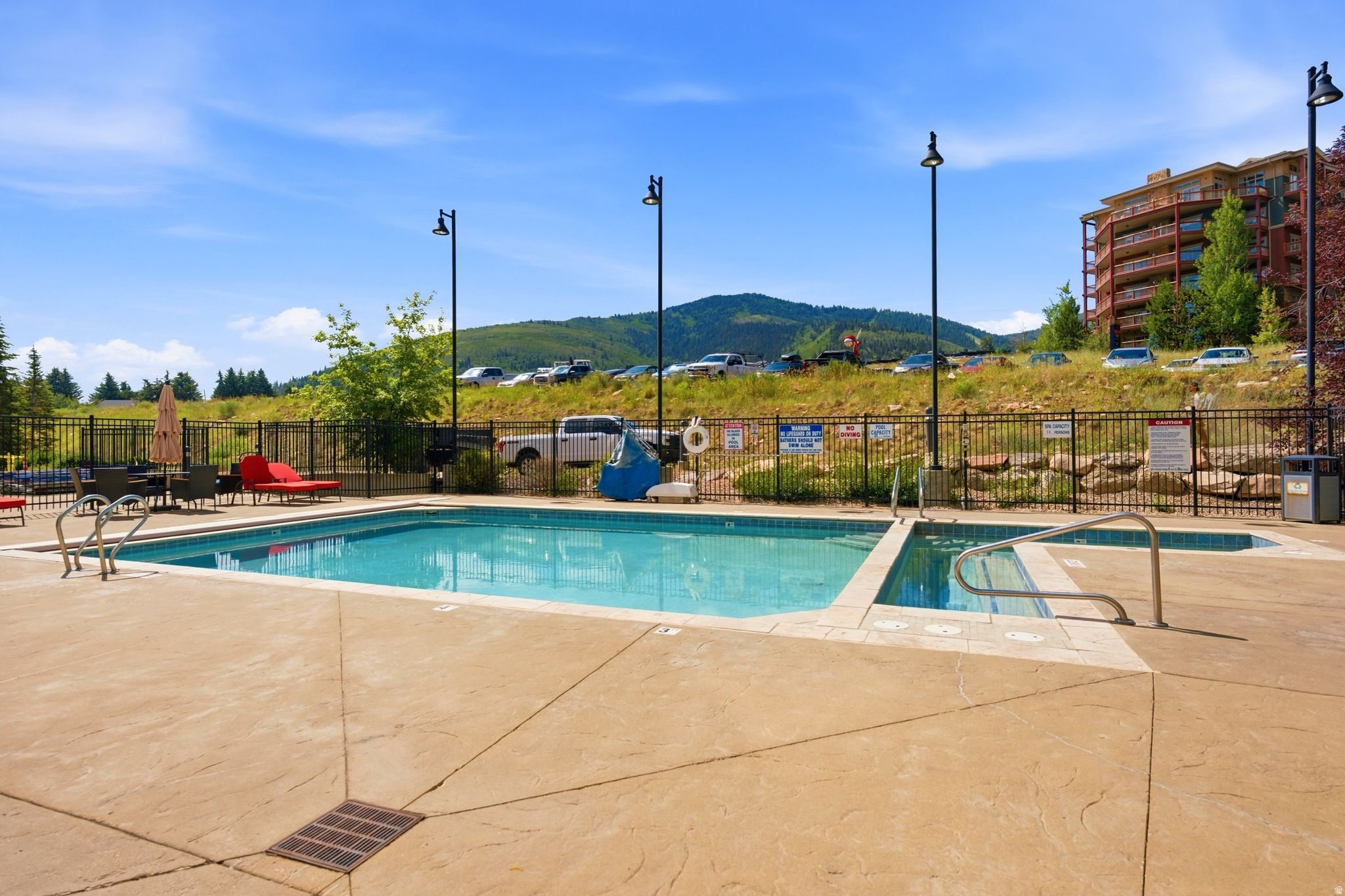 SILVERADO LODGE CONDOMINIUM - Residential