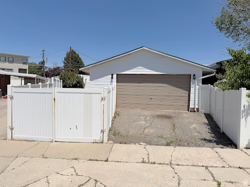 BROOKLANE - Residential