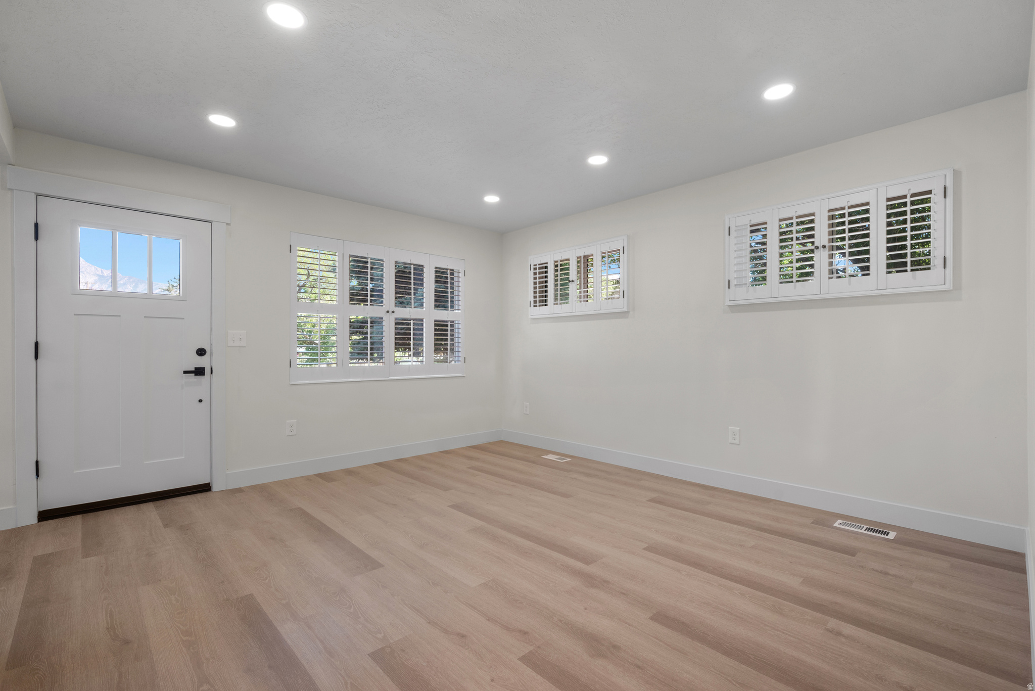 BROOKLANE - Residential