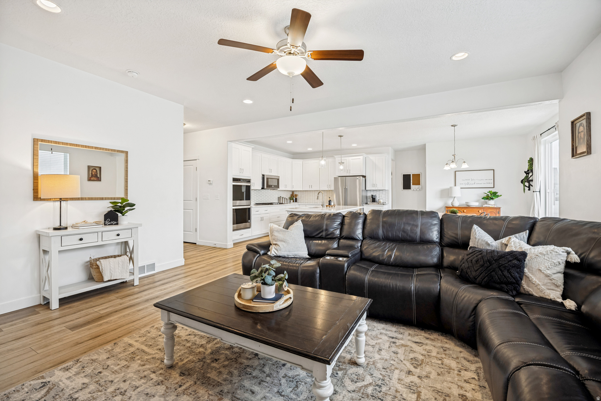 PORTERS CROSSING - Residential