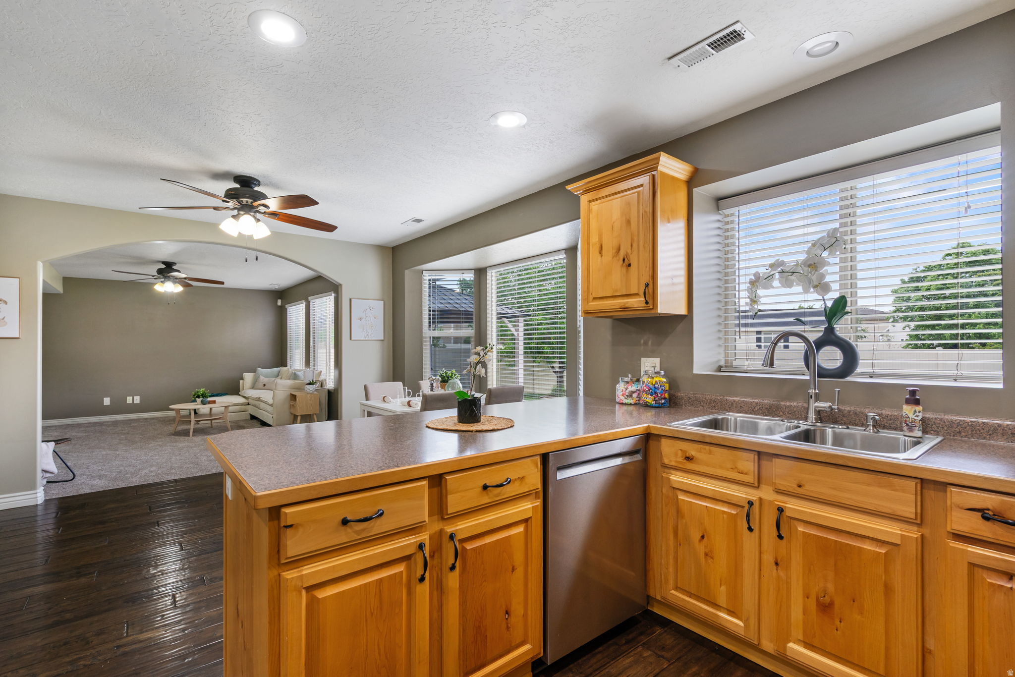 FARMINGTON RANCHES - Residential