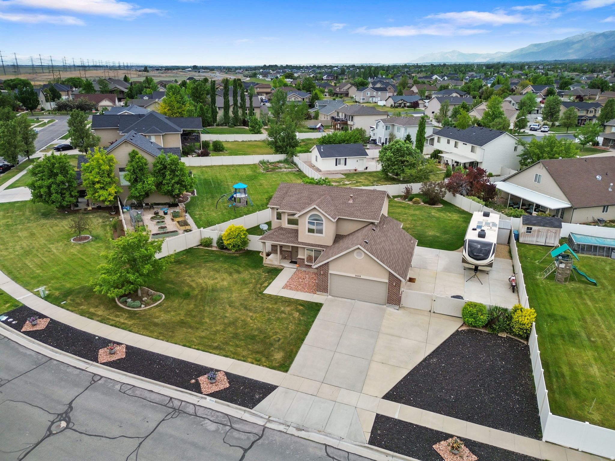 FARMINGTON RANCHES - Residential