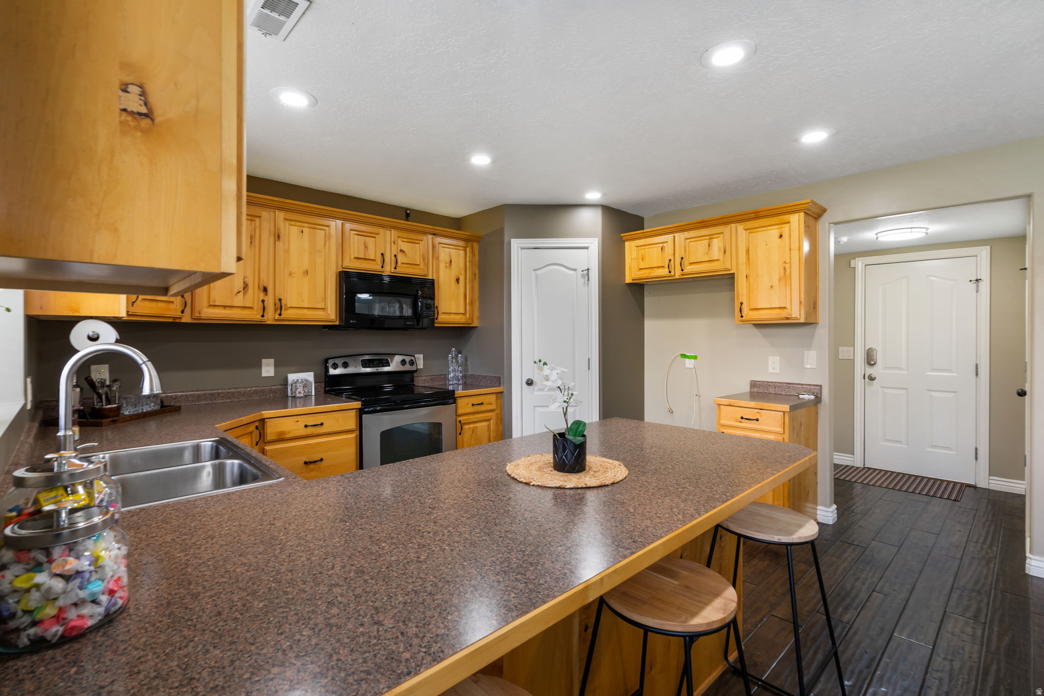 FARMINGTON RANCHES - Residential