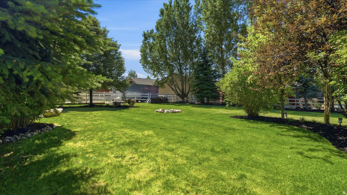 WILD MARE FARM - Residential