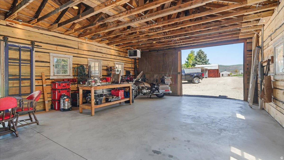 WILD MARE FARM - Residential