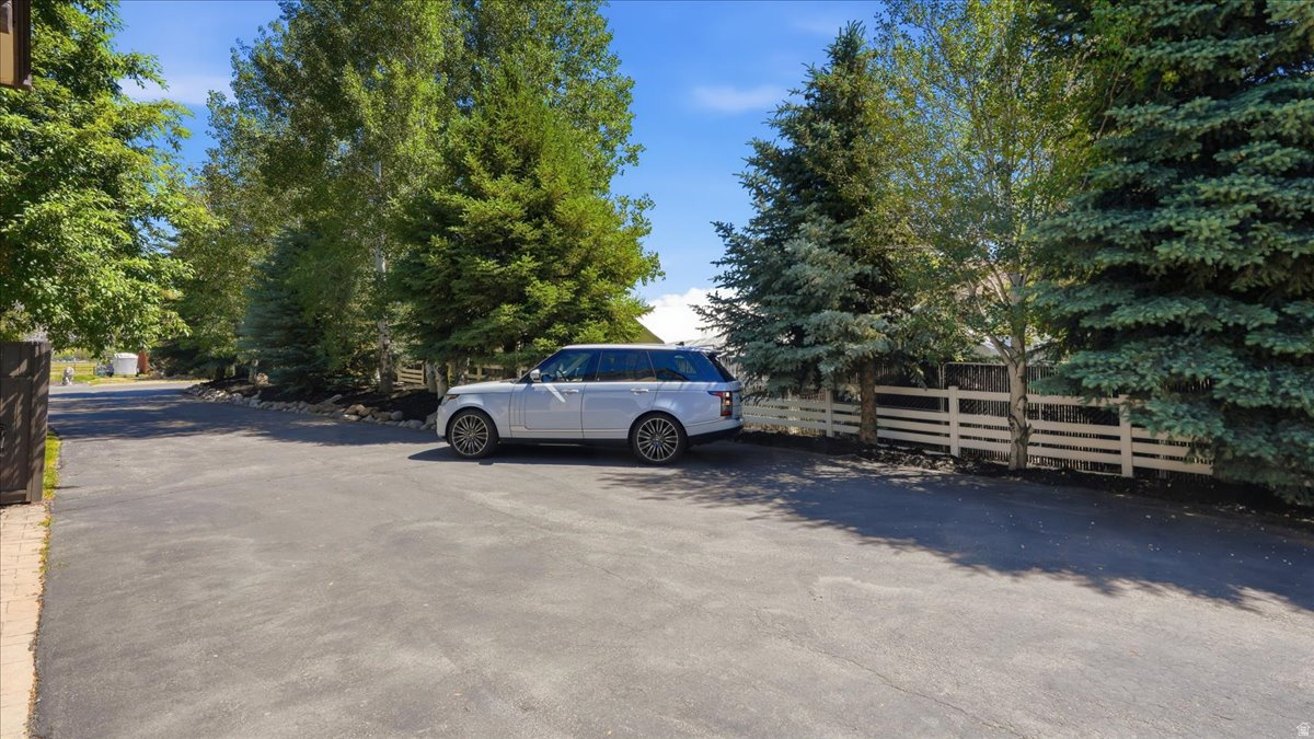 WILD MARE FARM - Residential