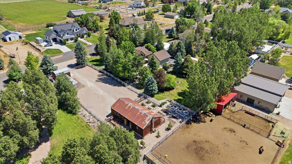 WILD MARE FARM - Residential