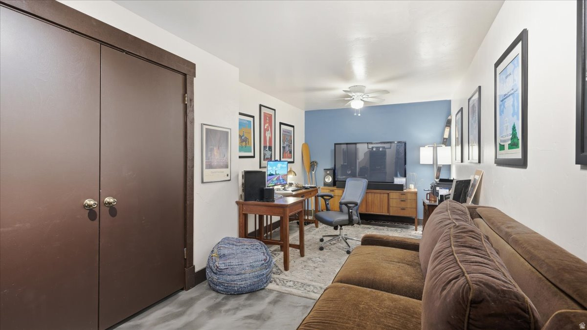 WILD MARE FARM - Residential