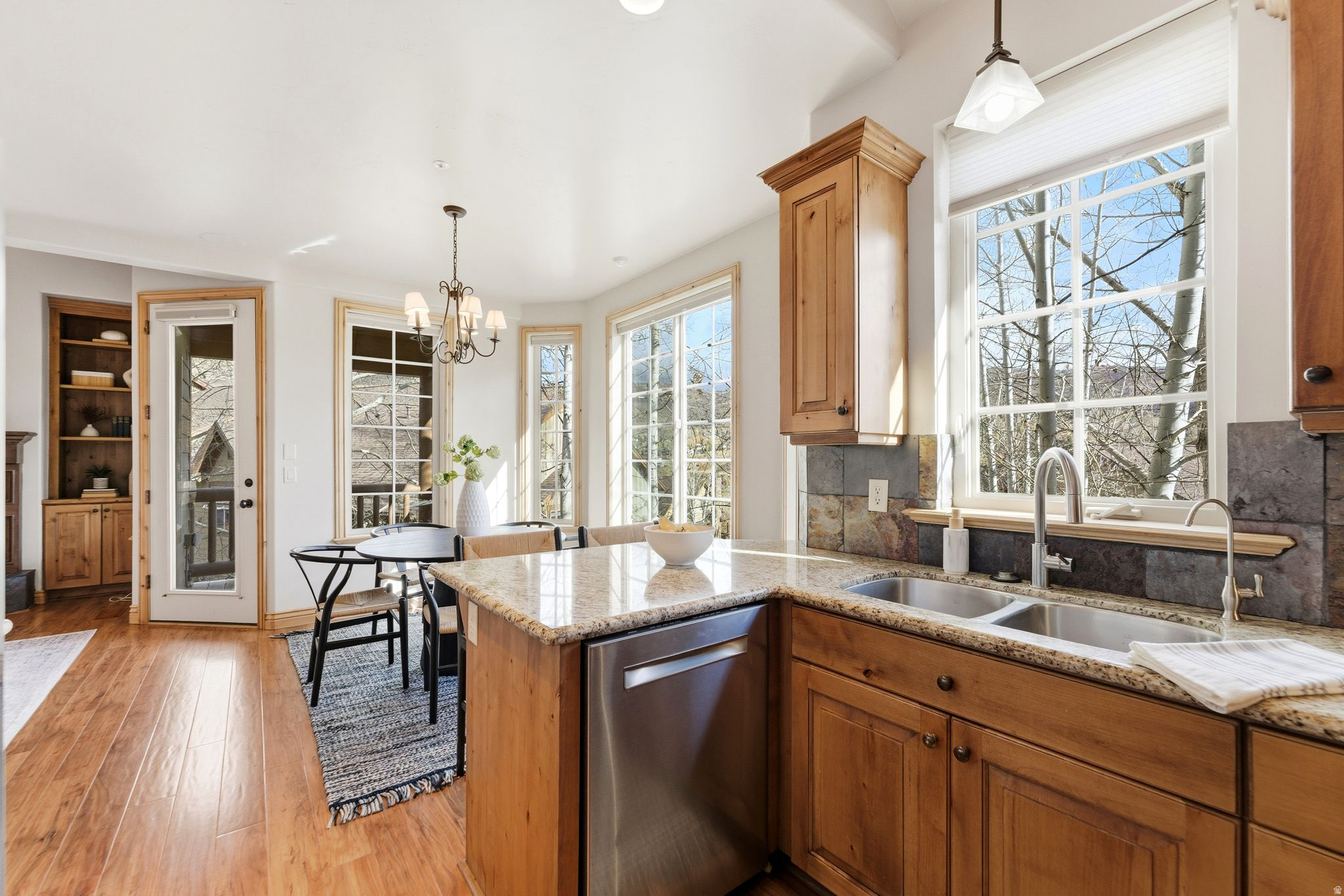 CANYON LINKS - Residential