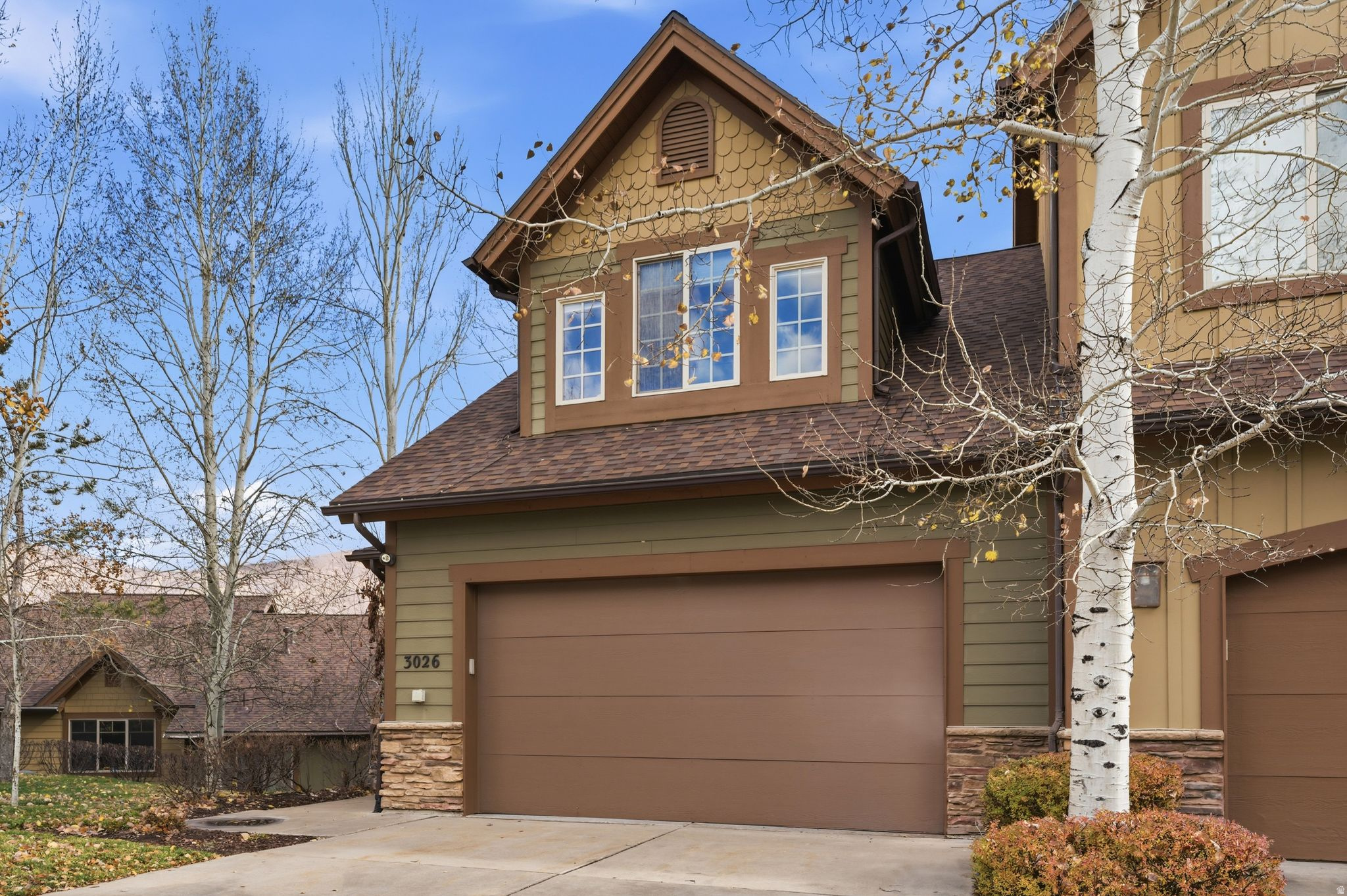 CANYON LINKS - Residential
